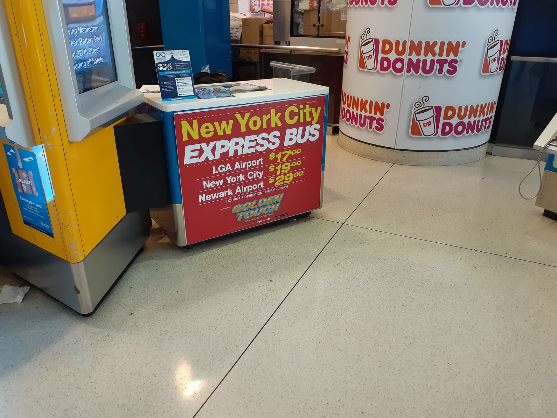 How to get the Express Bus from JFK Airport to Manhattan Your options